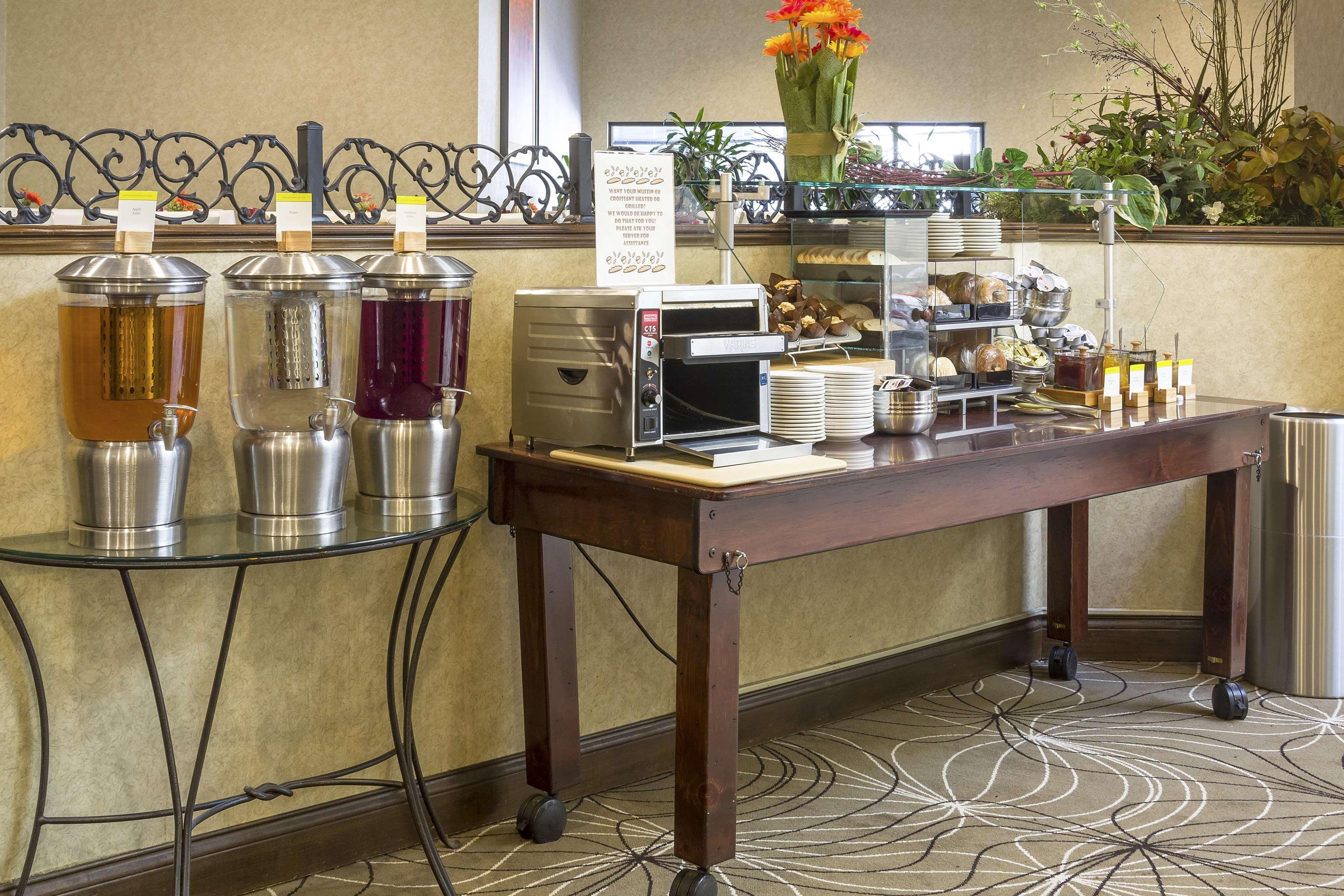 Doubletree By Hilton Boston-Milford Hotel Bagian luar foto