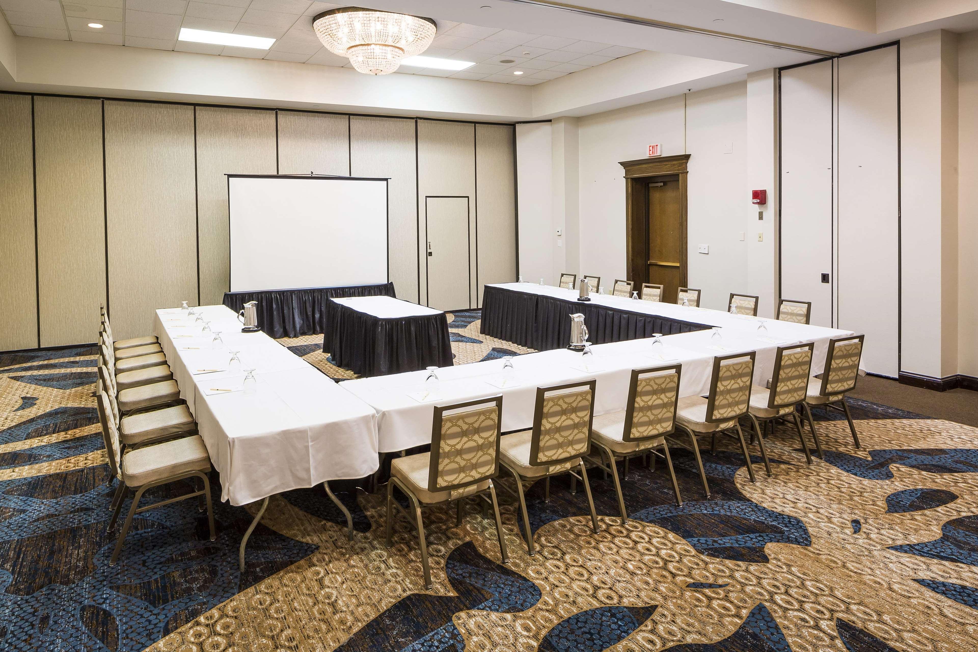 Doubletree By Hilton Boston-Milford Hotel Bagian luar foto