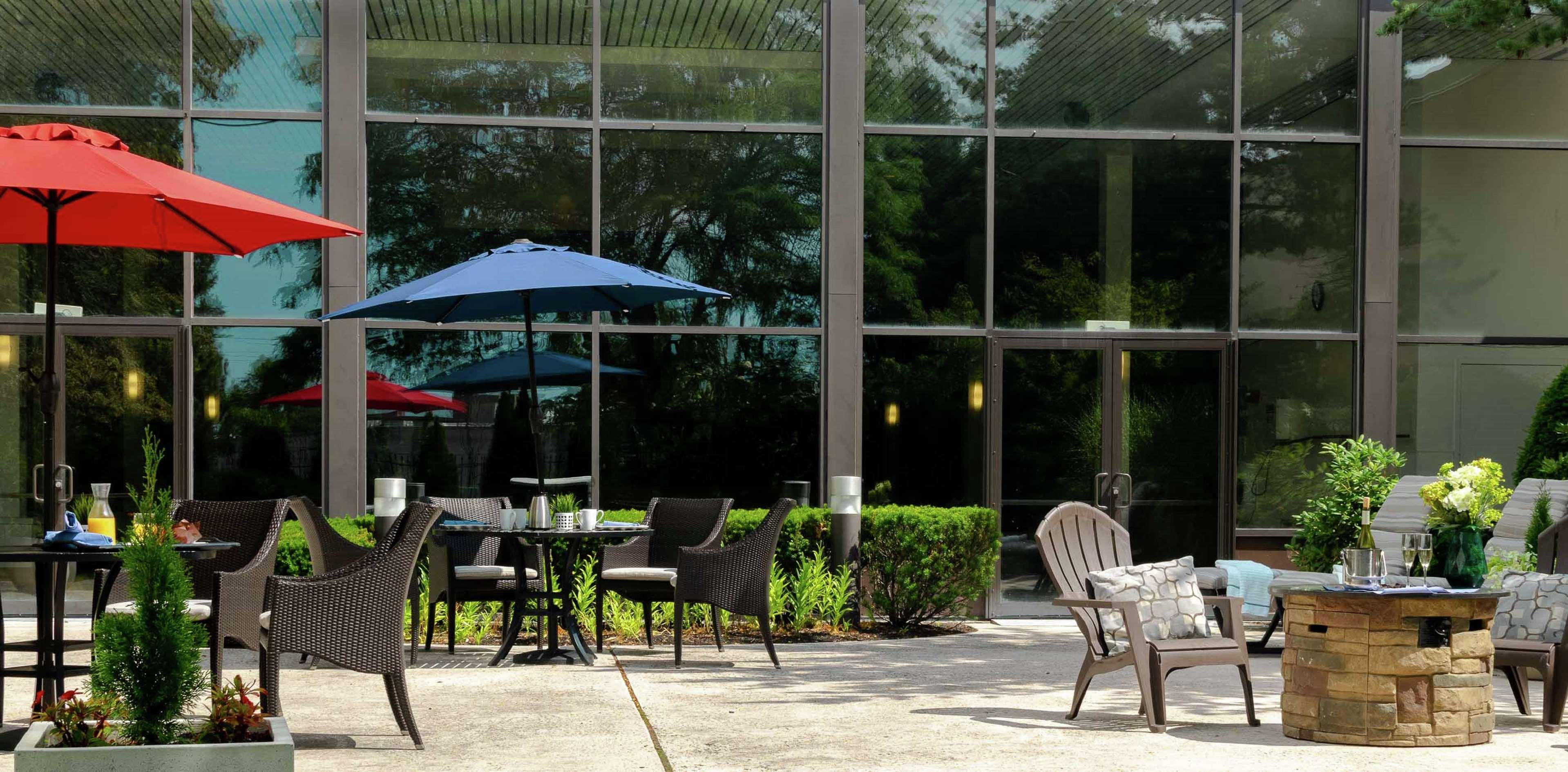 Doubletree By Hilton Boston-Milford Hotel Bagian luar foto