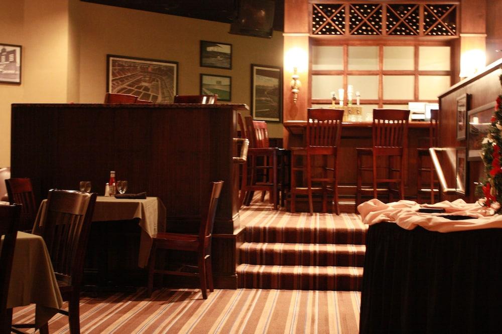 Doubletree By Hilton Boston-Milford Hotel Bagian luar foto