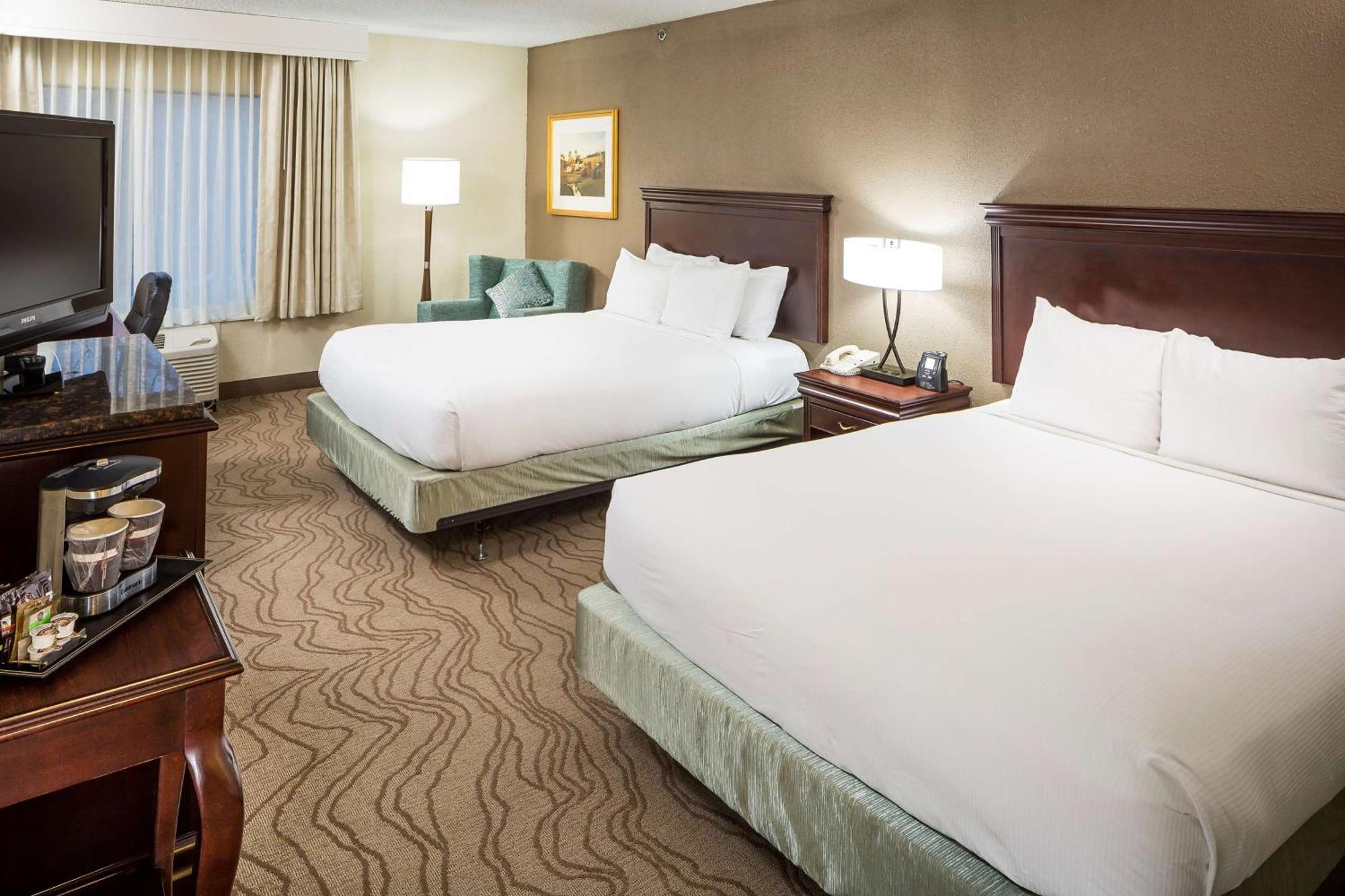 Doubletree By Hilton Boston-Milford Hotel Bagian luar foto