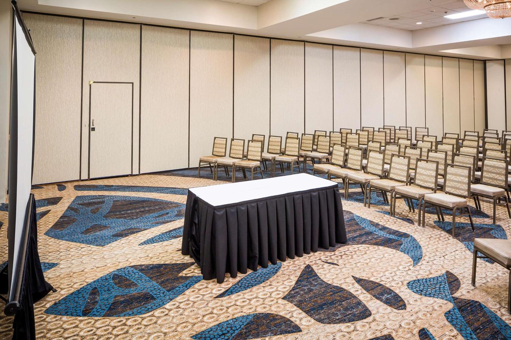 Doubletree By Hilton Boston-Milford Hotel Bagian luar foto